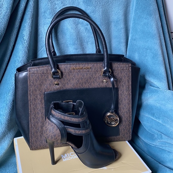 COPY - Micheal Kors Blaze Open Toe Bootie - Picture 8 of 8